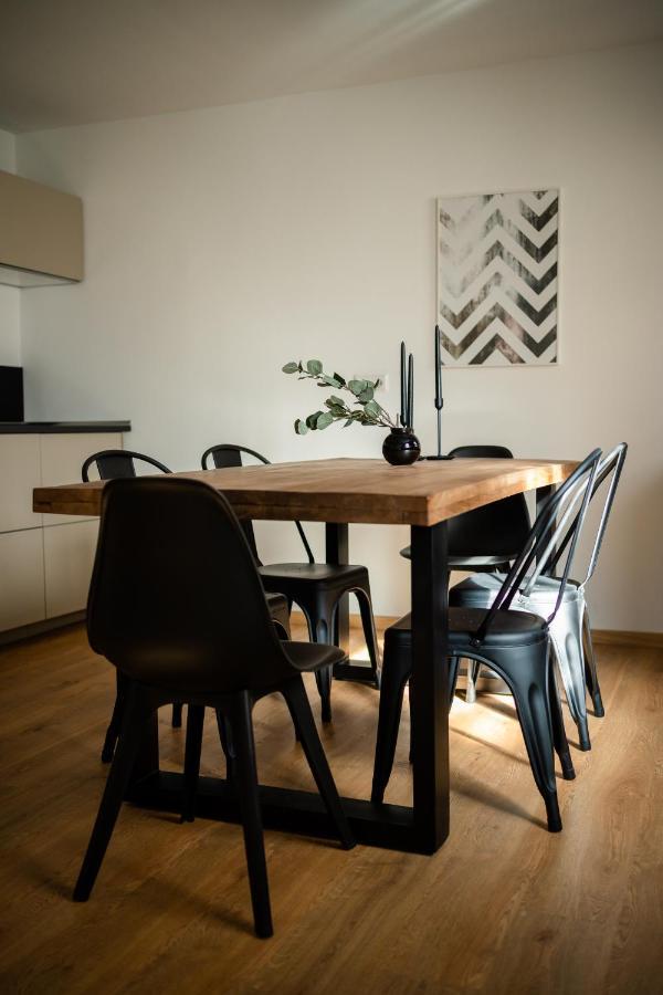 Oldtown Studio Apartment With 2 Bathrooms Ντίσελντορφ Εξωτερικό φωτογραφία