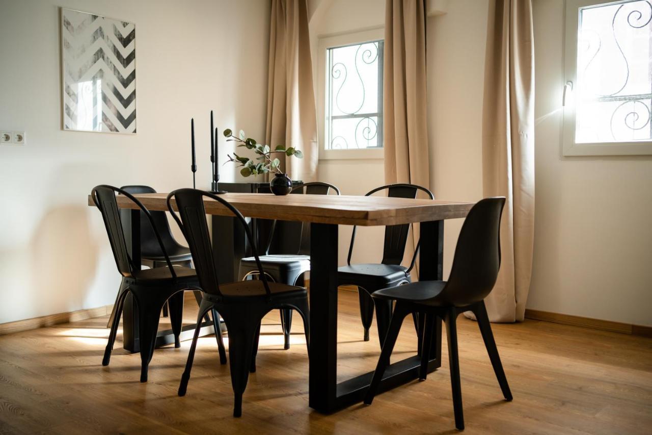 Oldtown Studio Apartment With 2 Bathrooms Ντίσελντορφ Εξωτερικό φωτογραφία